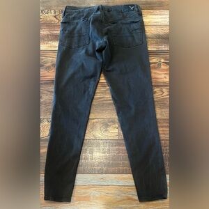 American Eagle Outfitters Ladies Super Stretch Charcoal Gray Jeans